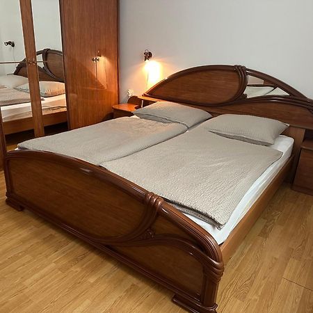 Villa Annaleah Dubravice Екстер'єр фото